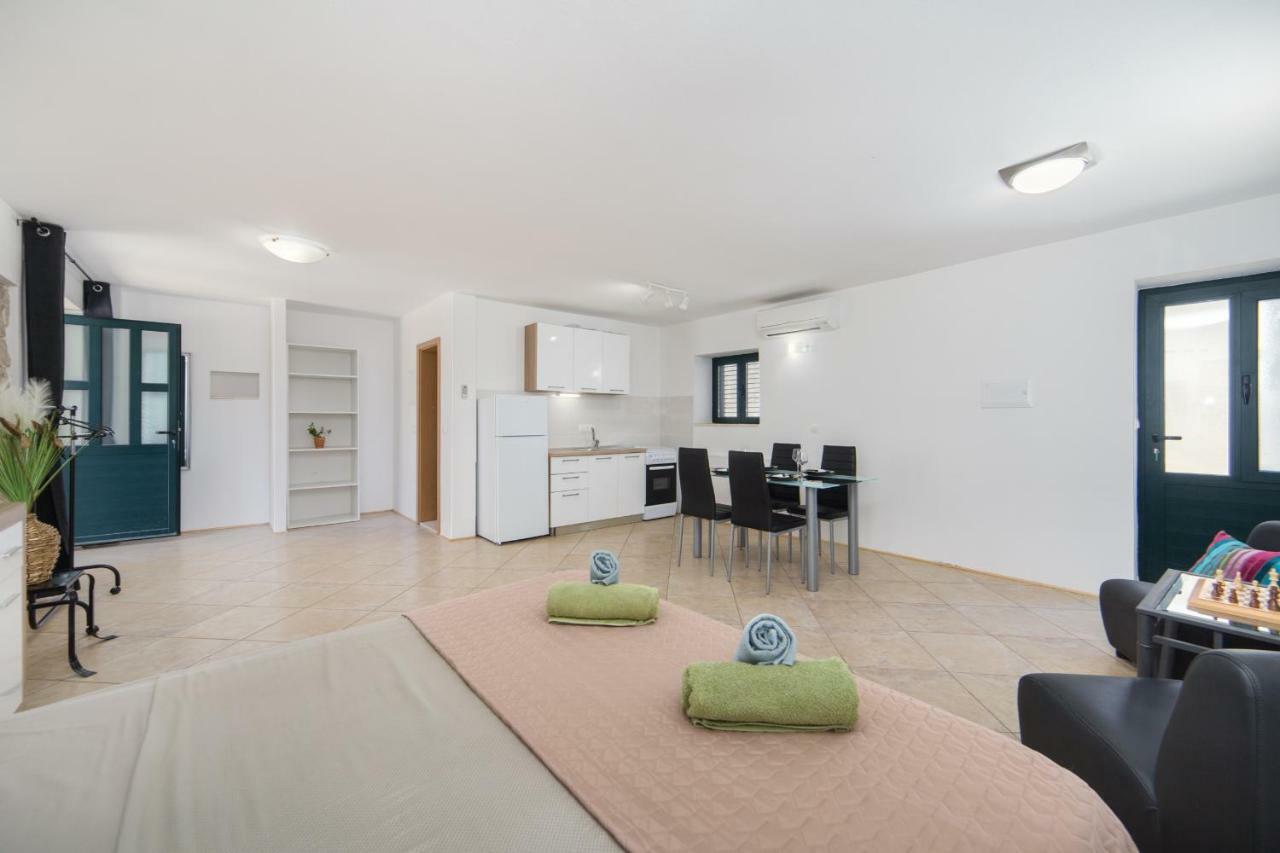 Ana Apartments ブラチェ エクステリア 写真