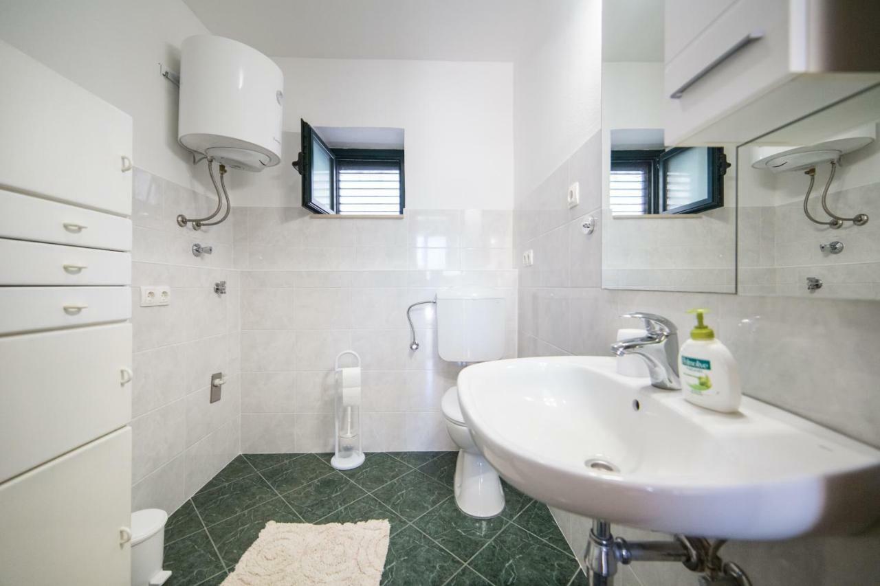 Ana Apartments ブラチェ エクステリア 写真